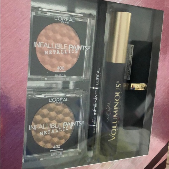 RARE/LE L’Oreal Holiday Exclusive Makeup Kit: BNIB - Picture 3 of 5